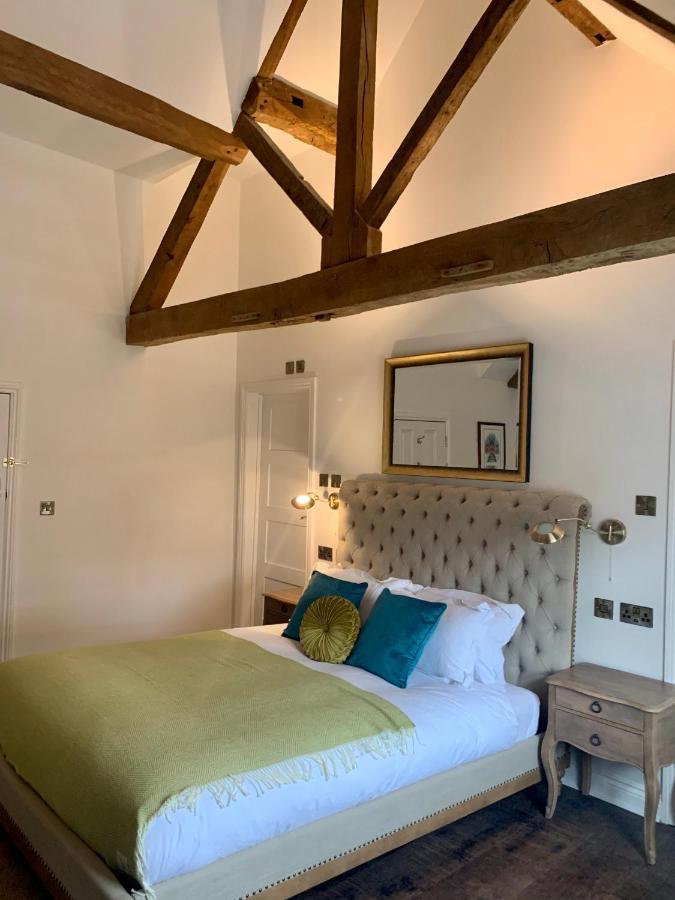 Upstairs At 33 - Self Check In Boutique Accommodation In Worcester Centre Exterior foto