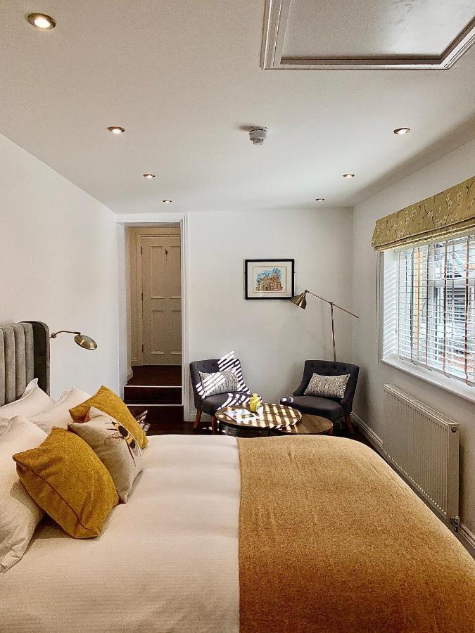 Upstairs At 33 - Self Check In Boutique Accommodation In Worcester Centre Exterior foto