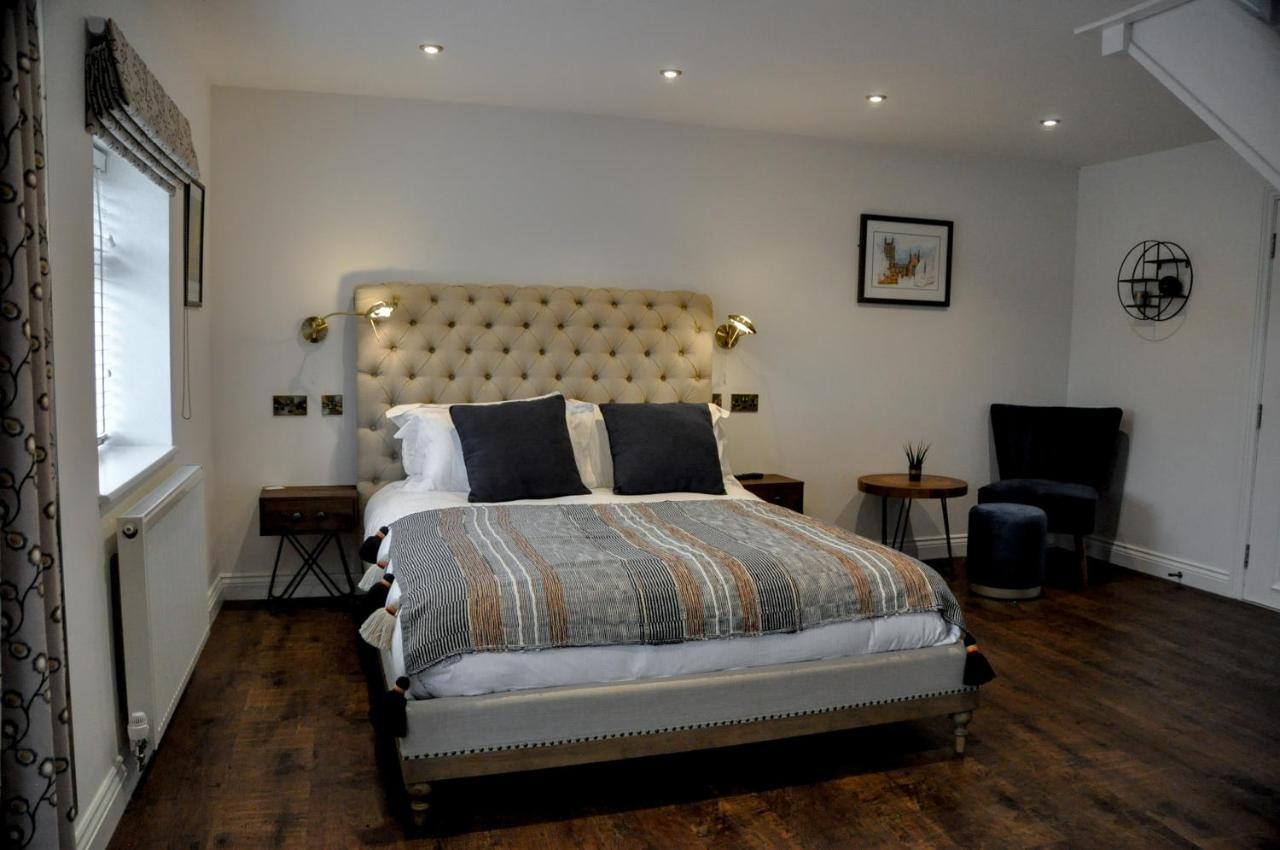 Upstairs At 33 - Self Check In Boutique Accommodation In Worcester Centre Exterior foto